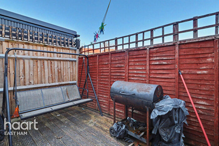 2 Bedroom Terraced House For Sale In Gooseley Lane, London, E6