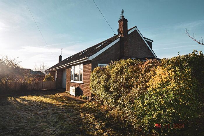 4 Bedroom Semi-Detached Bungalow To Rent In Keith Avenue, Huntington, York, YO32