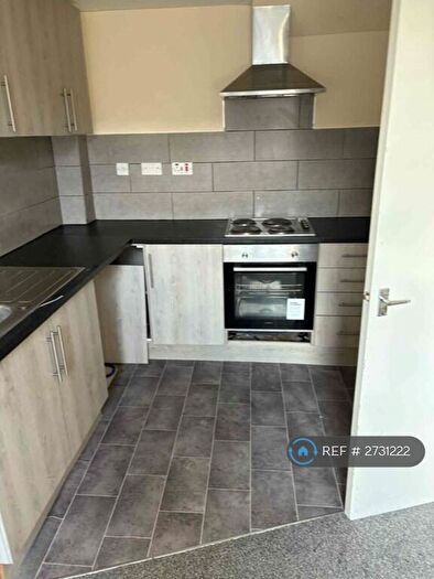 2 Bedroom Flat To Rent In Washington Buildings, Porth, CF39