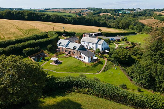 5 Bedroom Detached House For Sale In Littleham, Bideford, EX39