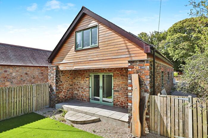 4 Bedroom Detached House For Sale In Penelewey, Feock, Truro, TR3