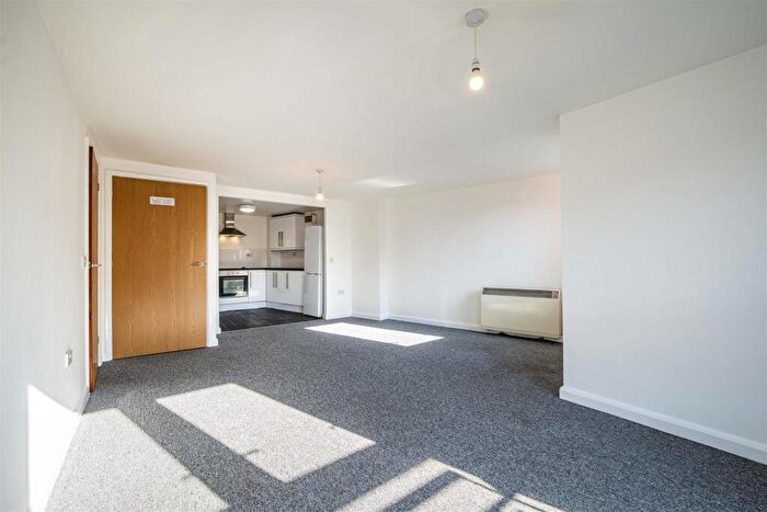 1 Bedroom Flat To Rent In Mansfield Road, Nottingham, NG1