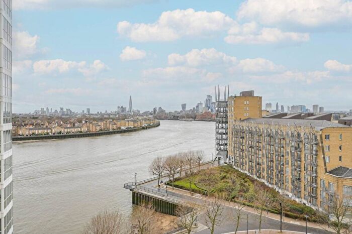 1 Bedroom Flat To Rent In Belgrave Court, , Canary Wharf, London, E14