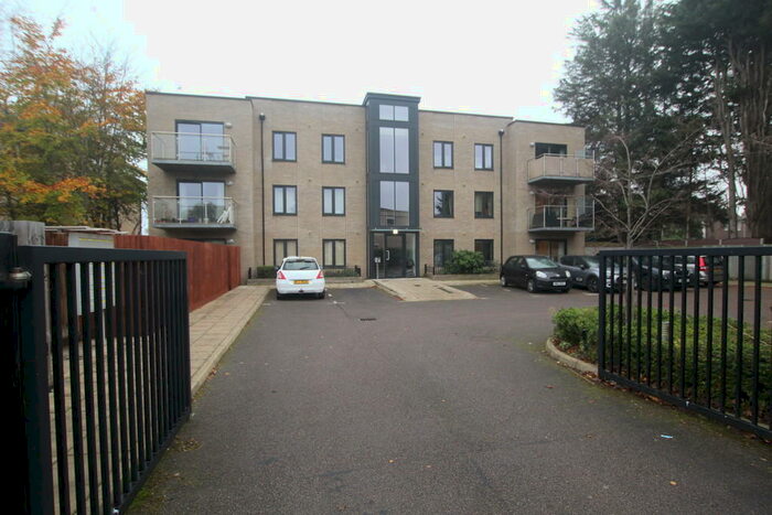 2 Bedroom Apartment To Rent In Edeva Court, Wulfstan Way, Cambridge, CB1
