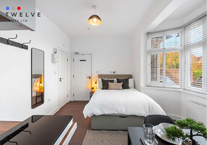 Studio To Rent In Upper Tulse Hill, London, SW2