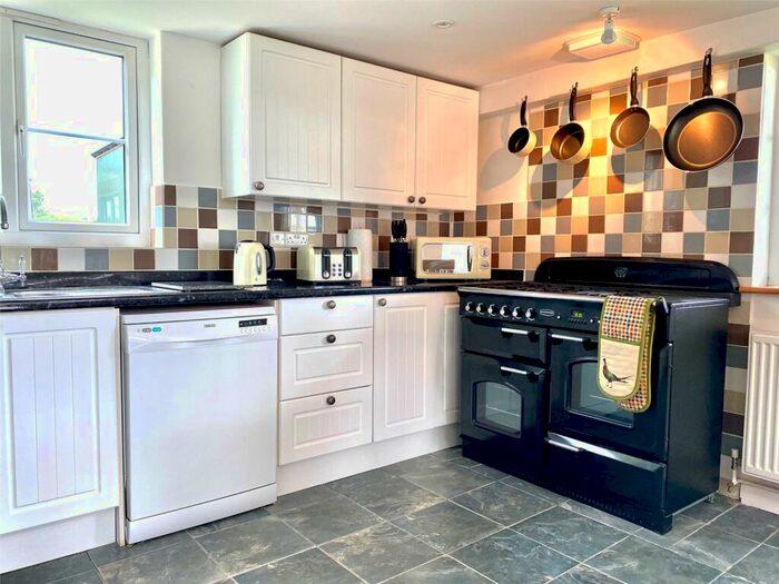 3 Bedroom Detached House For Sale In Clawton, Holsworthy, EX22