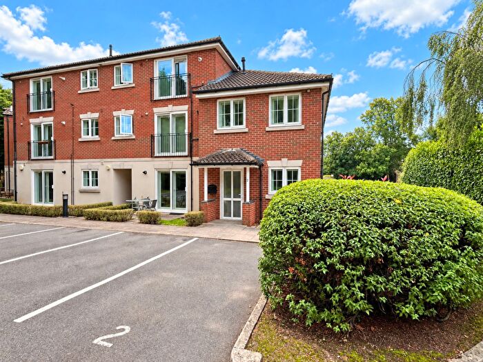 1 Bedroom End Of Terrace House For Sale In Lowry Court, Lower Street, Hillmorton, Rugby, CV21