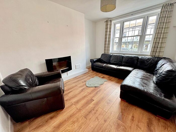 1 Bedroom Apartment To Rent In Abbeygate Apartments, ***Available With Zero Deposits***, L15