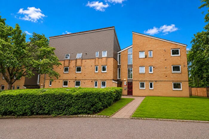 2 Bedroom Apartment To Rent In Mushroom Field Road, Northampton, NN3