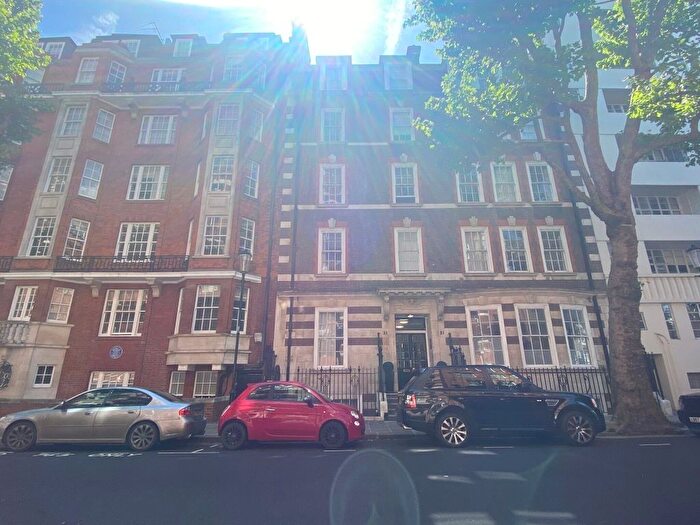 Studio To Rent In Draycott Avenue, London, SW3