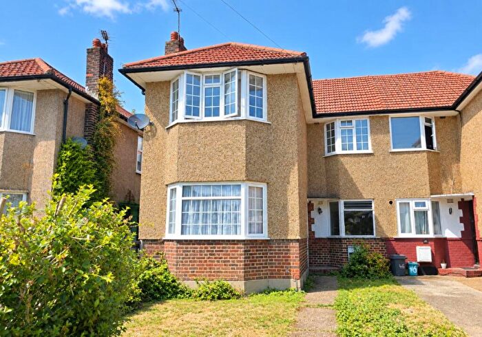 2 Bedroom Flat For Sale In Berkeley Close, Ruislip, Hillingdon, HA4