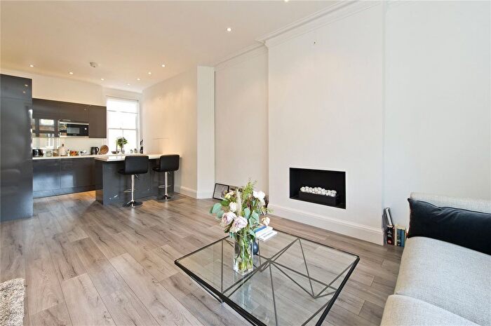 2 Bedroom Flat To Rent In Carlton Mansions, Randolph Avenue, London, W9