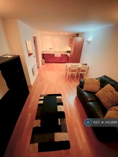 1 Bedroom Flat To Rent In Isaac Way, Manchester, M4