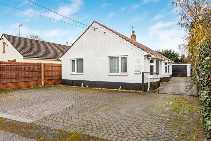 3 Bedroom Detached Bungalow For Sale In Cumnor Road, Wootton, OX1