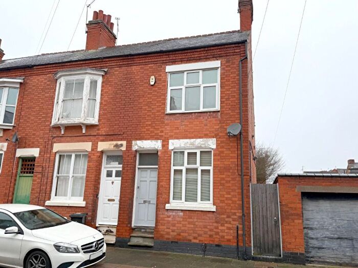 2 Bedroom End Of Terrace House For Sale In Leeson Street, Aylestone, Leicester, LE2