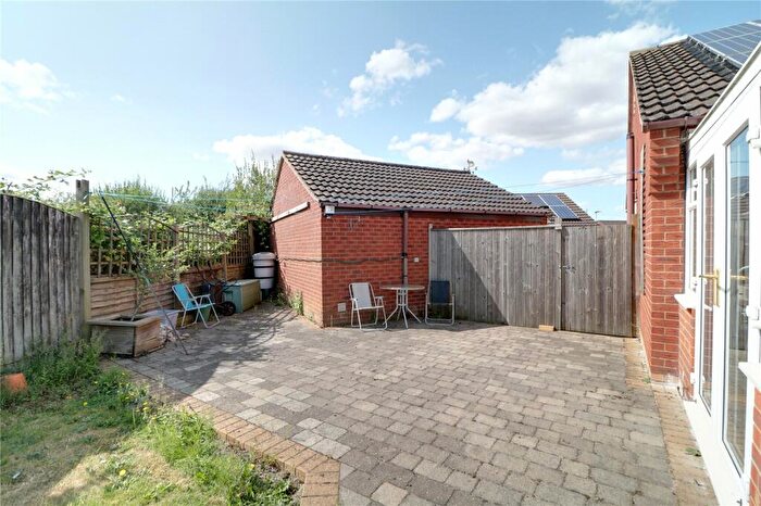 2 Bedroom Bungalow For Sale In Kingsdale, Scunthorpe, Lincolnshire, DN17