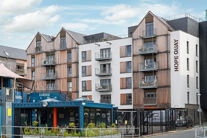 3 Bedroom Apartment For Sale In Hope Quay, Wapping Wharf, Bristol, BS1
