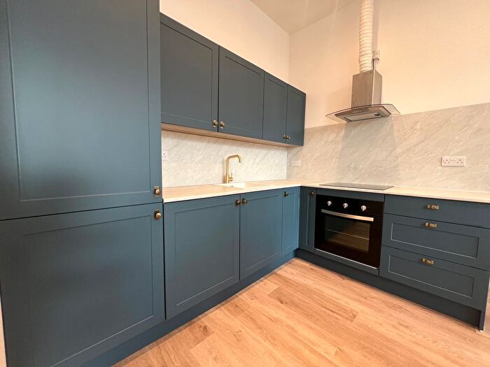 1 Bedroom Flat To Rent In Dorchester Road, Weymouth, DT4