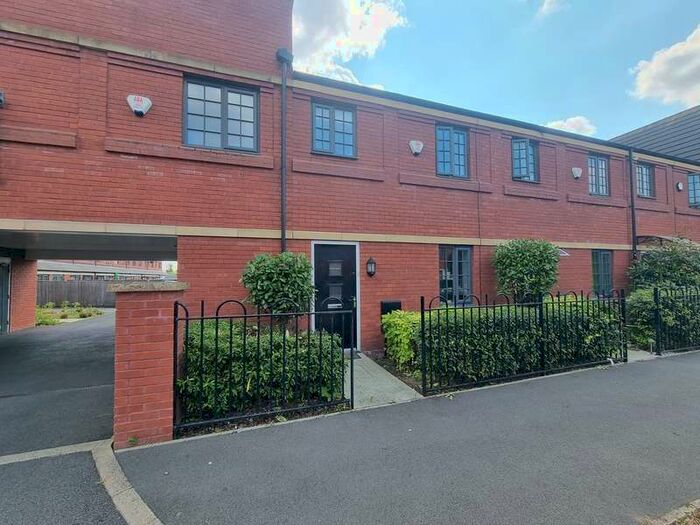 3 Bedroom End Of Terrace House To Rent In Wolsey Island Way, Off Abbey Lane, Leicester, LE4