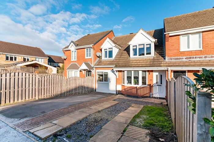 4 Bedroom Terraced House For Sale In Westerley Lane, Shelley, HD8