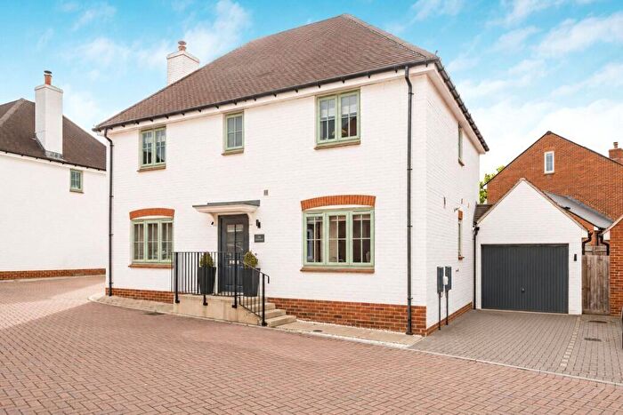 4 Bedroom Detached House To Rent In Wanborough Way, Ash Green, Aldershot, GU12