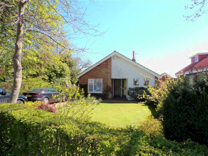 2 Bedroom Detached Bungalow For Sale In Station Road, North Thoresby, Grimsby, DN36