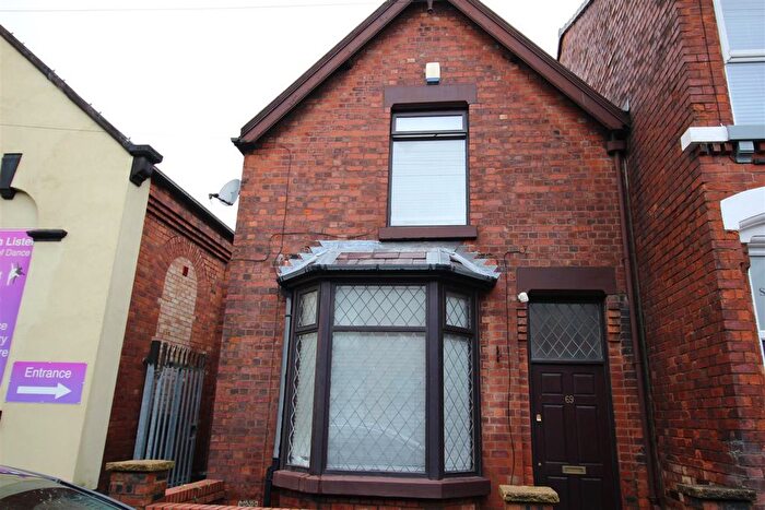 3 Bedroom End Of Terrace House To Rent In Hardshaw Street, St. Helens, WA10