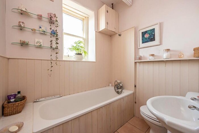 1 Bedroom Flat For Sale In Meadowpark, Haddington, East Lothian, EH41