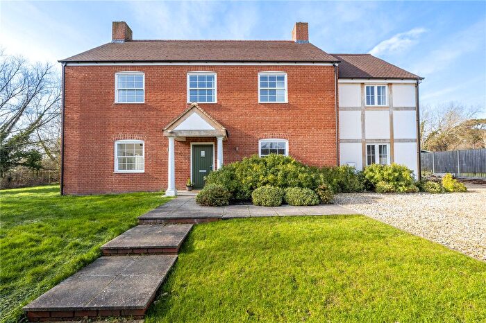 4 Bedroom Detached House To Rent In High Street, Milton, Abingdon, Oxfordshire, OX14