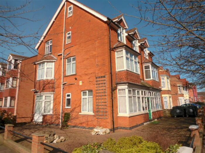 1 Bedroom Flat To Rent In Rutland Road, Skegness, Lincolnshire, PE25