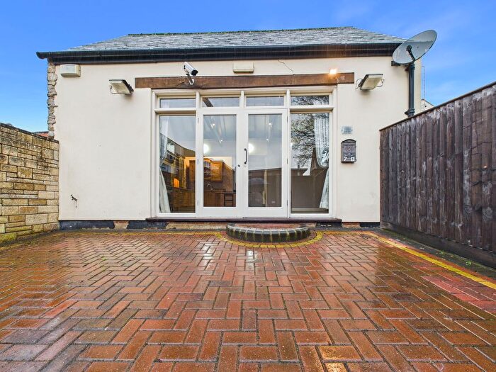 2 Bedroom Semi-Detached Bungalow For Sale In Wood Street, Calne, SN11