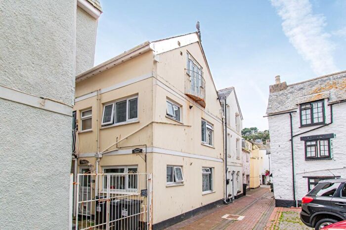 2 Bedroom Flat For Sale In Lower Market Street, Cameron House Lower Market Street, PL13