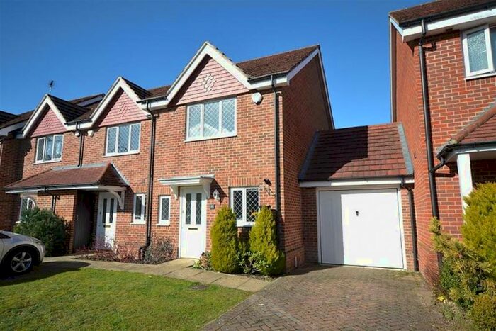 2 Bedroom Semi-Detached House To Rent In Abbottsleigh Gardens, Caversham, Reading, RG4