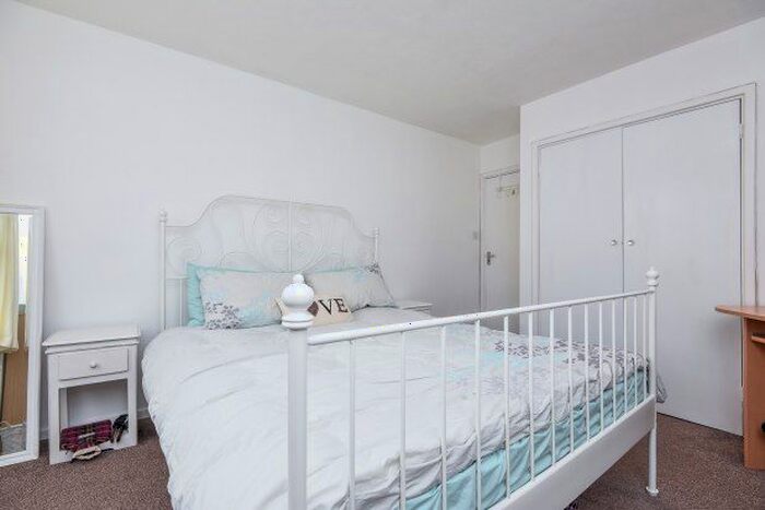 2 Bedroom Flat To Rent In Upper Park Road, Bromley, BR1