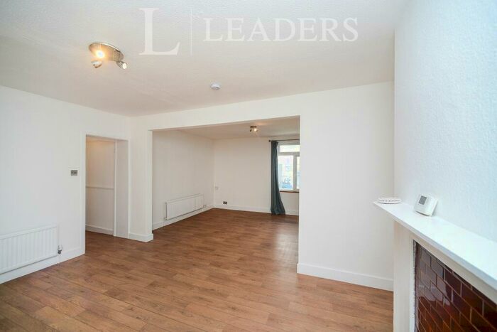 2 Bedroom Apartment To Rent In Baker Street, Brighton, BN1