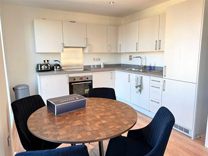 2 Bedroom Apartment To Rent In Boulevard Plaza, A Bristol Street, Birmingham, B5