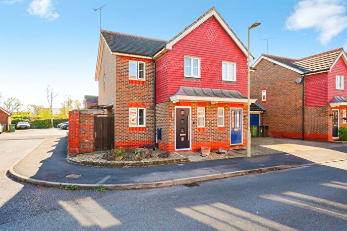 2 Bedroom Semi Detached House For Sale In Ashburn Place, Didcot, OX11
