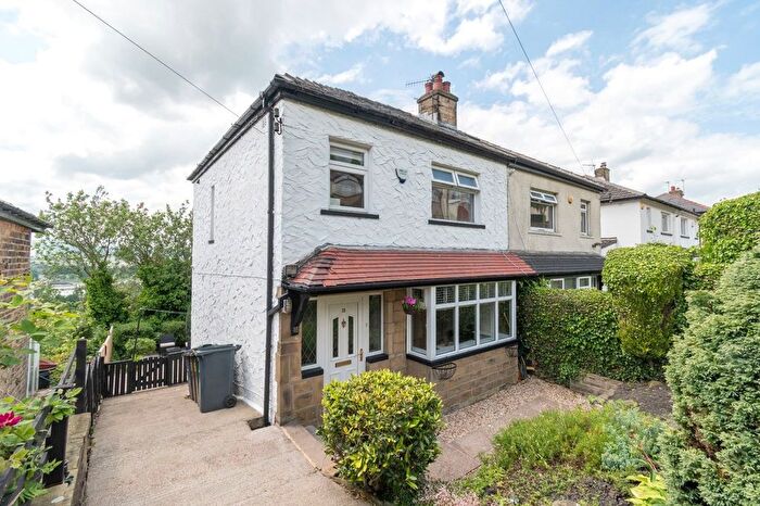 3 Bedroom Semi-Detached House To Rent In Dunkirk Rise, Riddlesden, Keighley, West Yorkshire, BD20