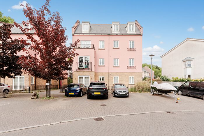 2 Bedroom Flat For Sale In Sally Hill, Portishead, BS20