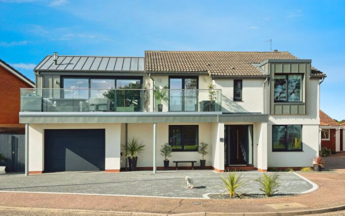 4 Bedroom Detached House For Sale In Norman Close, Felixstowe, IP11