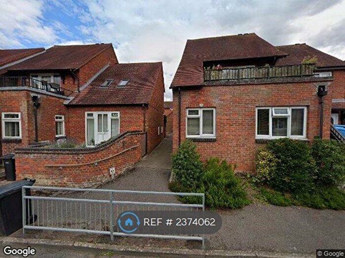 2 Bedroom End Of Terrace House To Rent In Rooks Lane, Thame, OX9