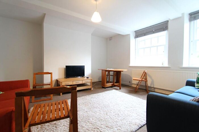 3 Bedroom Apartment To Rent In Fulwood Road, Sheffield, S10