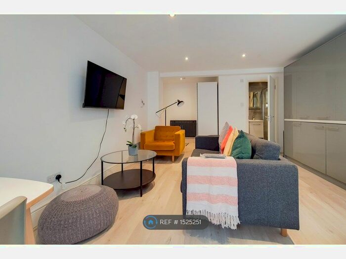 Studio To Rent In Gloucester Place, London, NW1