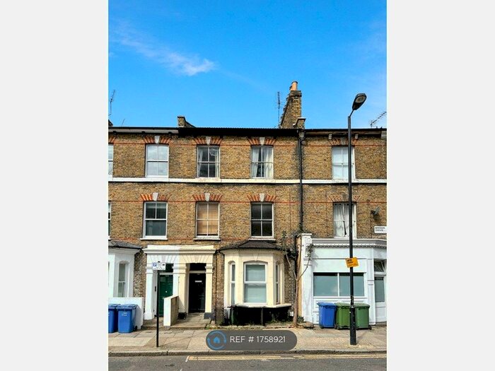 2 Bedroom Flat To Rent In Brook Drive, London, SE11