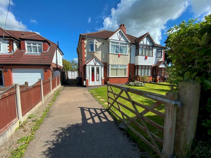 3 Bedroom Semi-Detached House For Sale In Chester Road, Dunham On The Hill, Frodsham, WA6