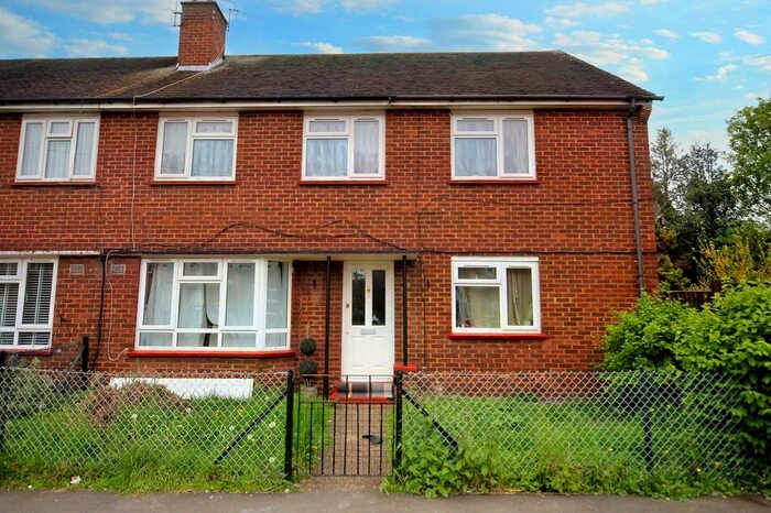 2 Bedroom End Of Terrace House To Rent In Bartram Close, Uxbridge, UB8