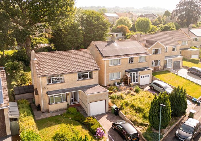 3 Bedroom Detached House For Sale In Duncan Gardens, Bath, BA1