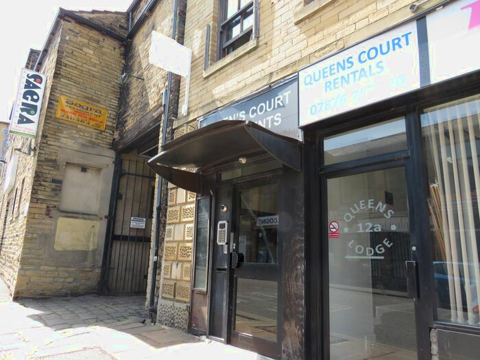 1 Bedroom Flat To Rent In Bull Close Lane, Halifax, HX1