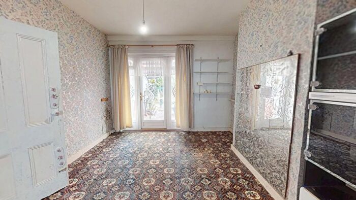 3 Bedroom Terraced House For Sale In Torridge Road, Thornton Heath, CR7