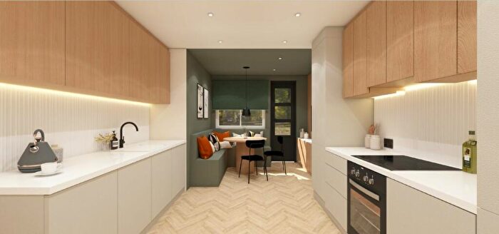 5 Bedroom Semi-Detached House To Rent In Bed Student Home - Downs Road, Canterbury, CT2